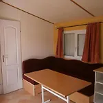 אתר קמפינג Team Holiday - Camping Le Balcon De Chartreuse