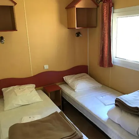 Kemping Team Holiday - Camping Le Balcon De Chartreuse Miribel-les-Échelles