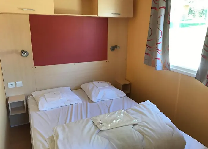 Team Holiday - Camping Le Balcon De Chartreuse 3*