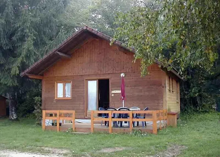Parque de Campismo Team Holiday - Camping Le Balcon De Chartreuse 3*